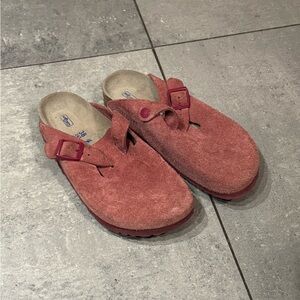 Coral Birkenstock Boston clogs
